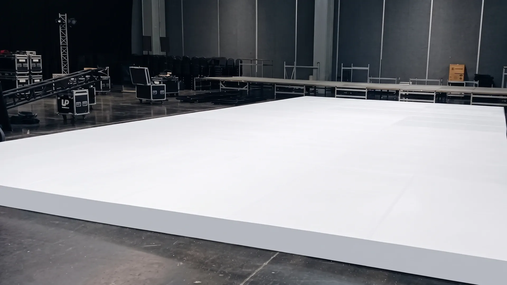 Estructura Layher para evento masivo en Guadalajara